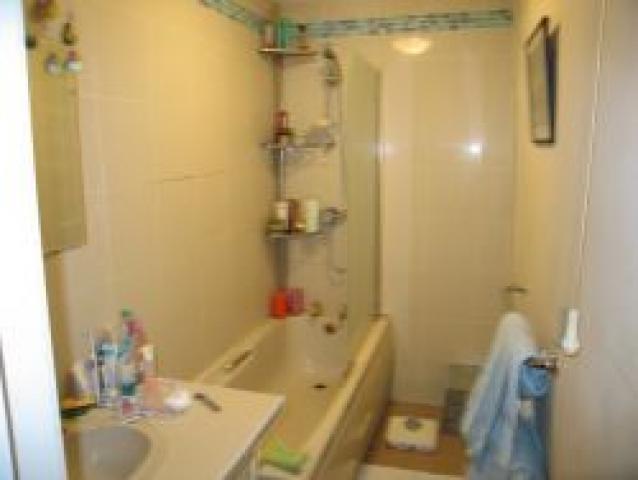 			2 Bedroom, 1 bath, 1 reception Flat			 Brondesbury Road, QUEENS PARK NW6